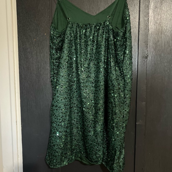 Emerald green slip dress size medium - Picture 3 of 5